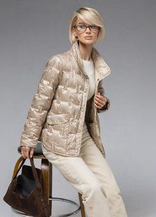 Демісезонна жіноча куртка ультралегка весна-осінь Viva Wear модель 88102, Бежевий, M